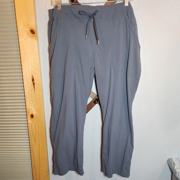 Marmot Pants - Marmot Gray Capri Pants Size XL